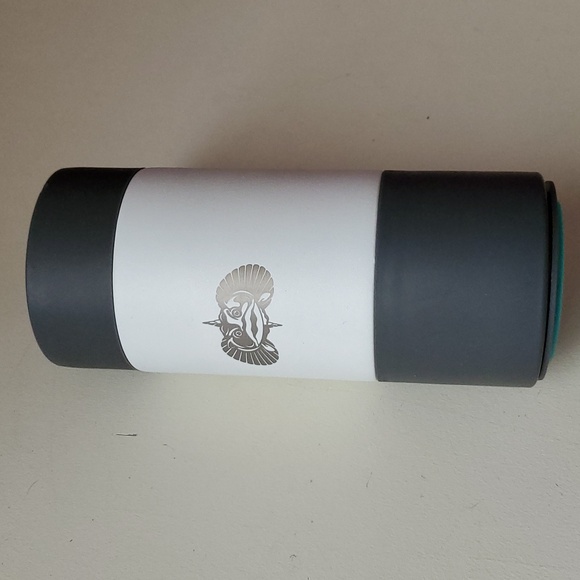 Toadfish Non-Tipping Slim Can Cooler - Picture 3 of 10